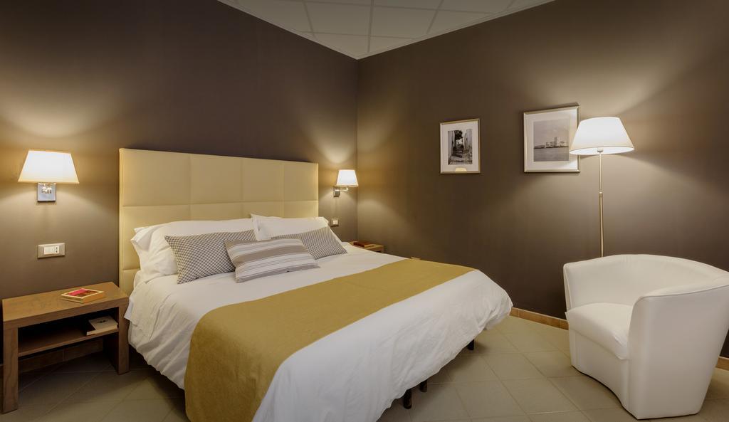Hotel Moderno Trapani Eksteriør billede